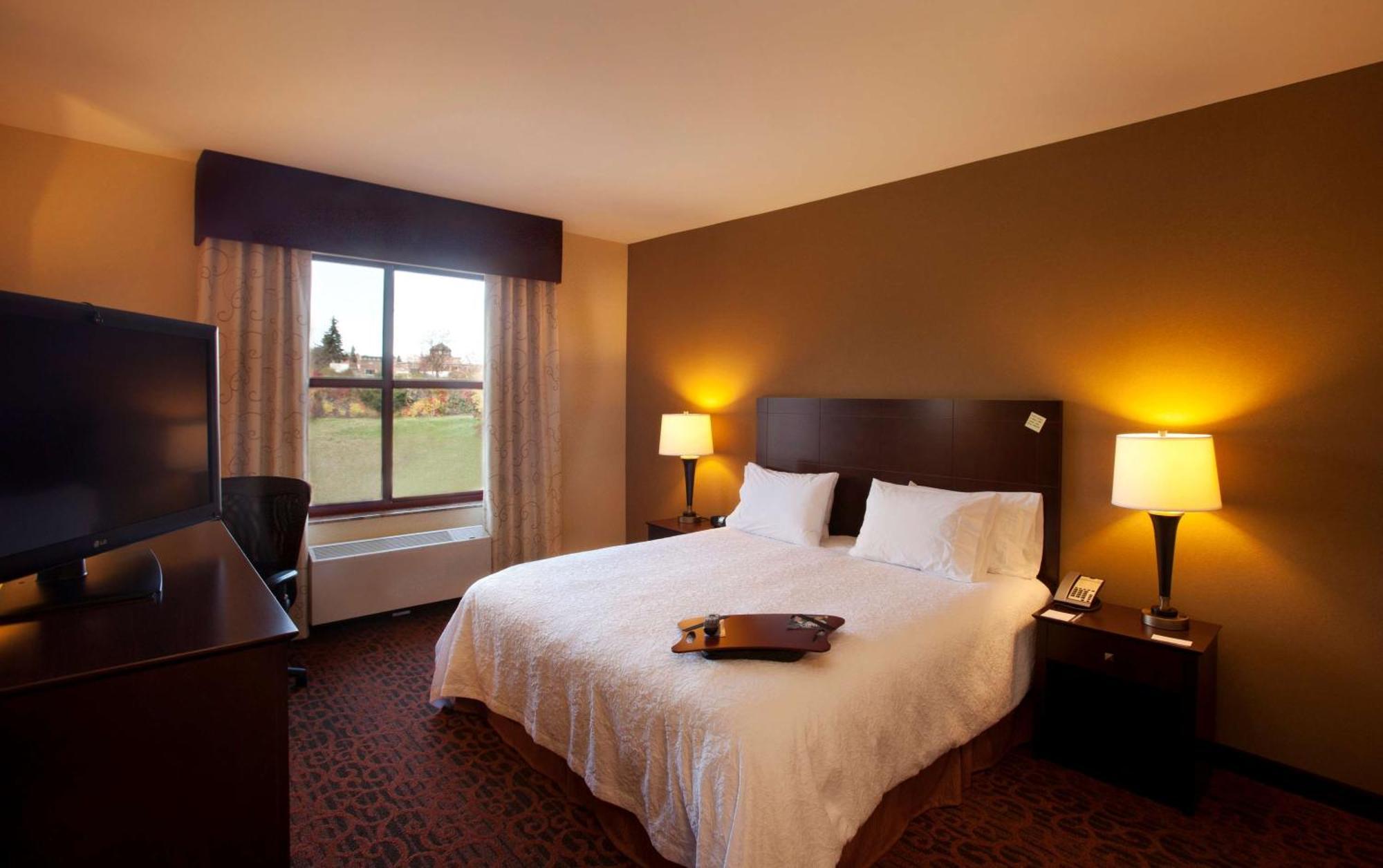 Hampton Inn Marquette-Waterfront Dış mekan fotoğraf