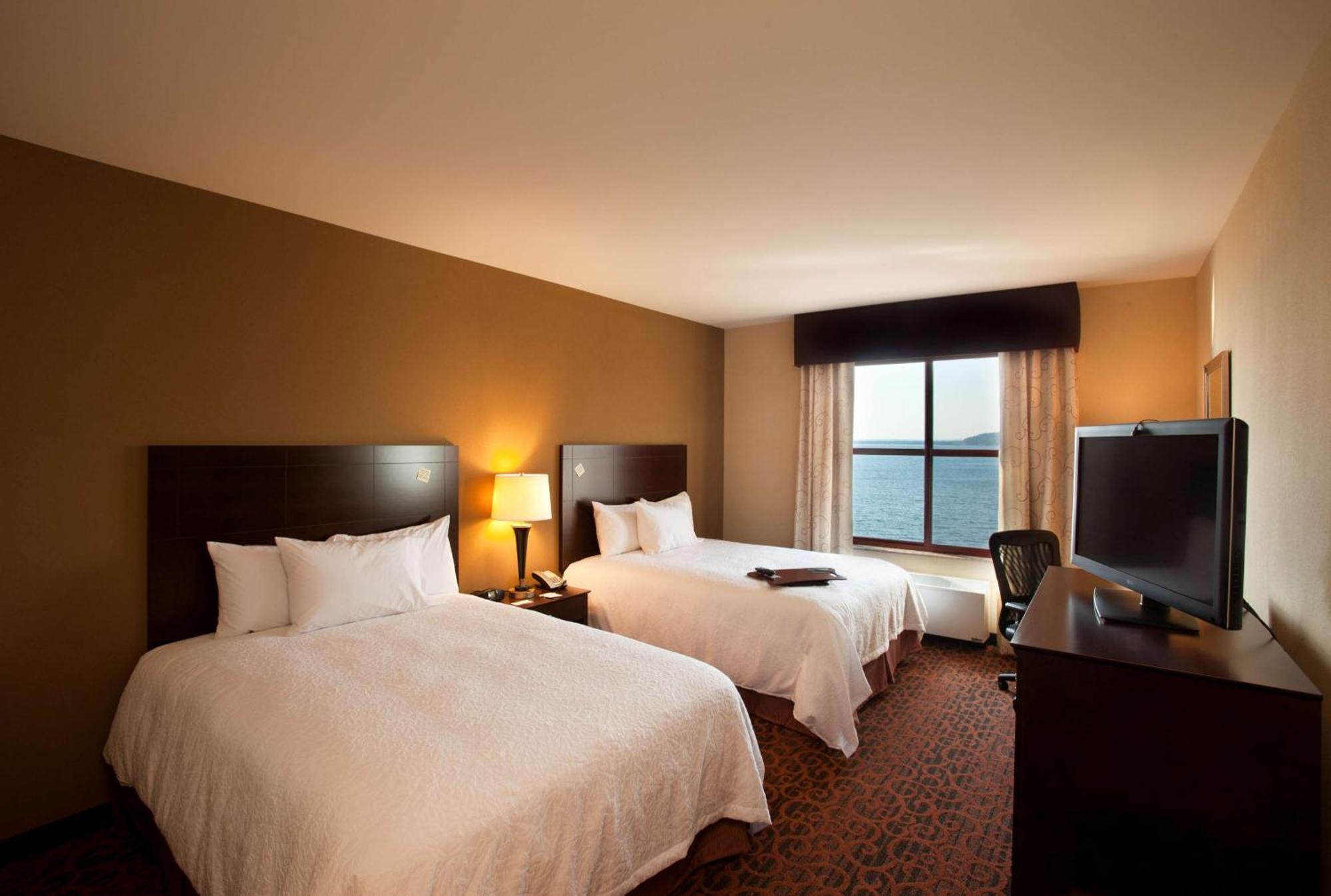 Hampton Inn Marquette-Waterfront Dış mekan fotoğraf